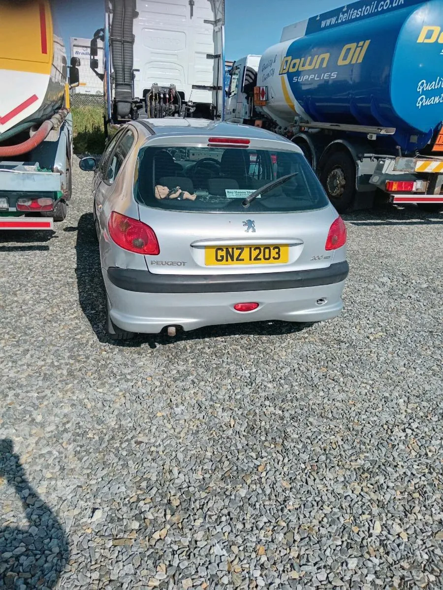 Peugeot 206 - Image 1