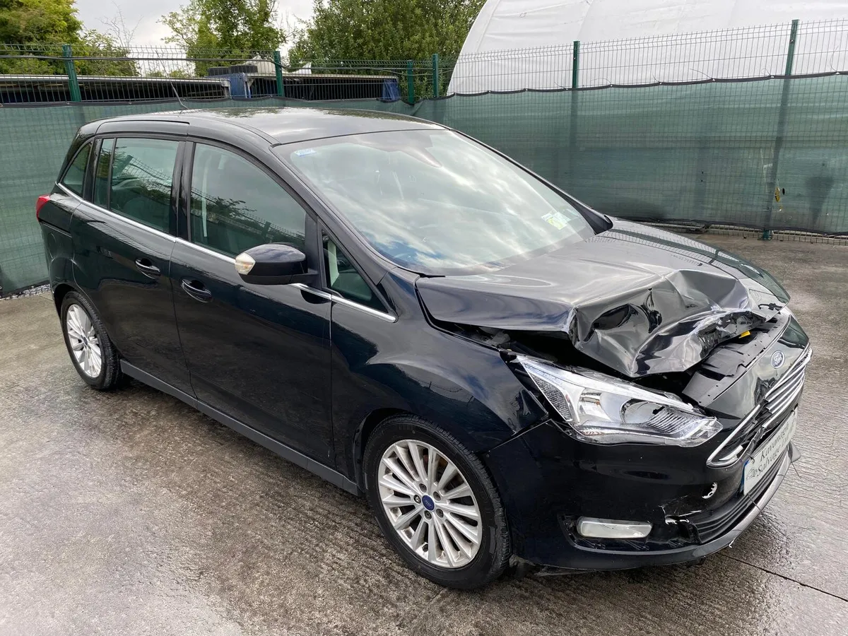 2015 Ford Grand C-Max  7 seater  Titanium - Image 3