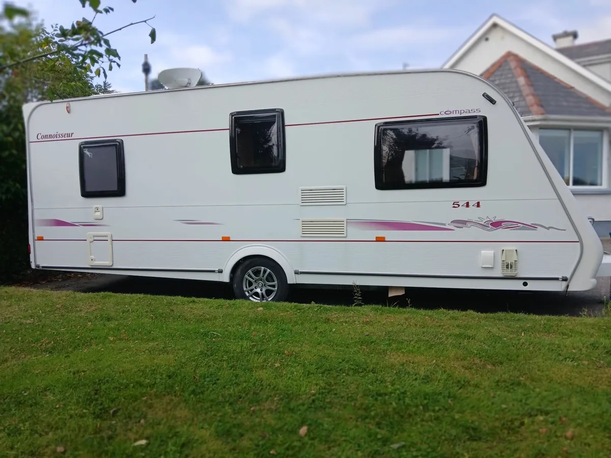 Caravan - Image 1