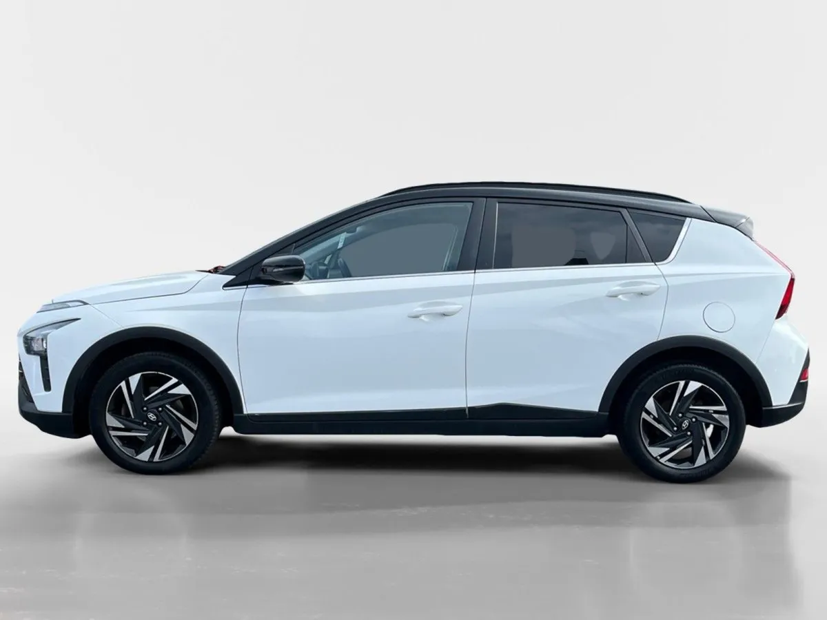 Hyundai Bayon 1.2 Petrol Executive Two Tone Roof - Image 4
