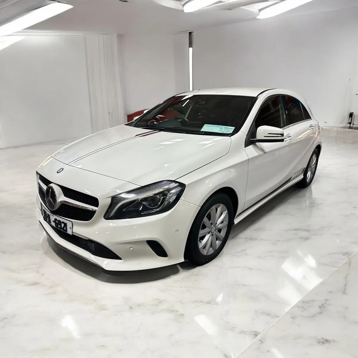 Mercedes-Benz A-Class A180 STYLE 1.6 Petrol Auto - Image 3