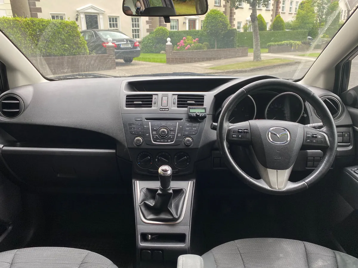 Mazda 5 - Image 2