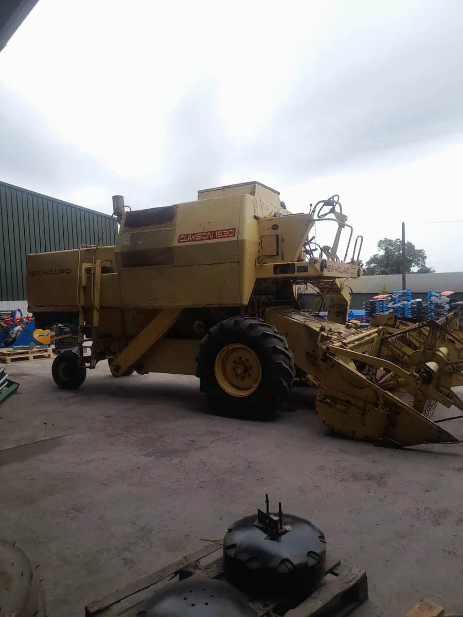 Newholland 1530 combine - Image 3