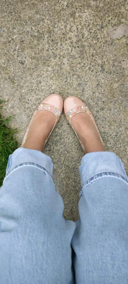 Shoes Size UK4/EU37 - Image 1
