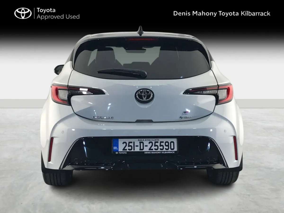 Toyota Corolla GR Sport 1.8 Hybrid - Image 4