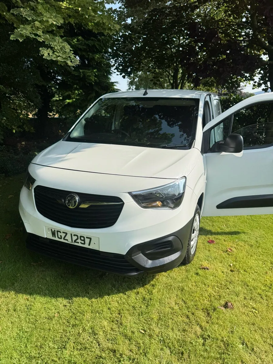 2022 Vx combo cit Berlingo ect - Image 4