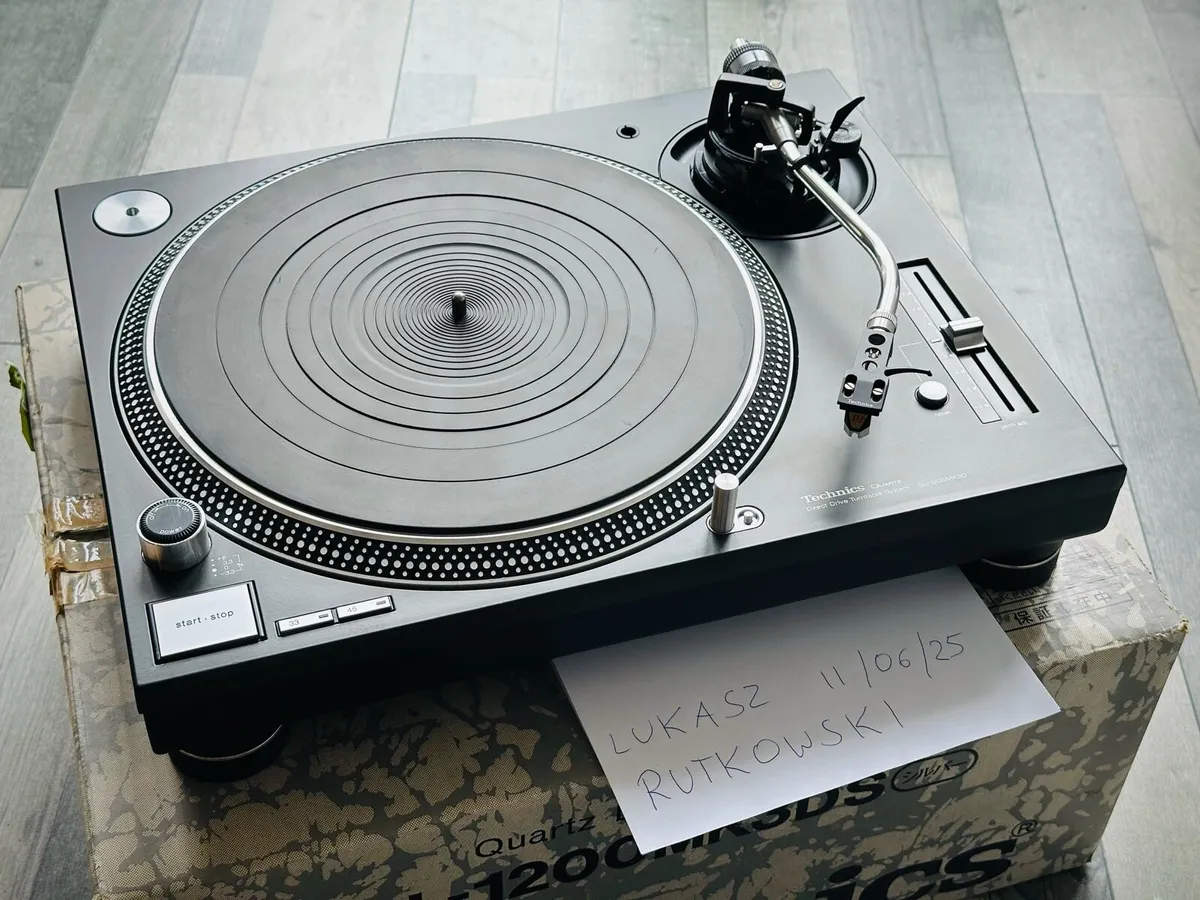 Technics SL1200 MK3D - Image 2