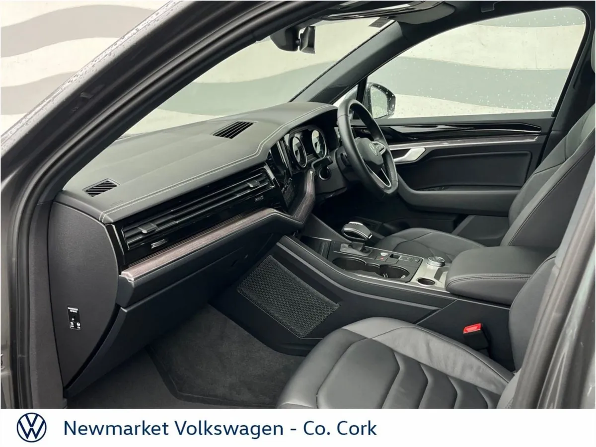 Volkswagen Touareg Commercial 3.0tdi 4 Motion 231 - Image 3