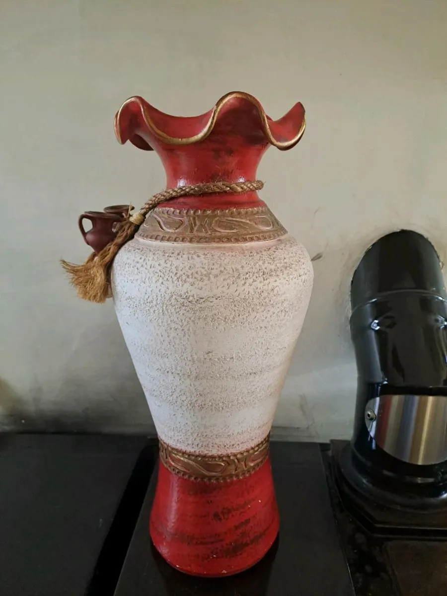 Keelings vase handmade - Image 3