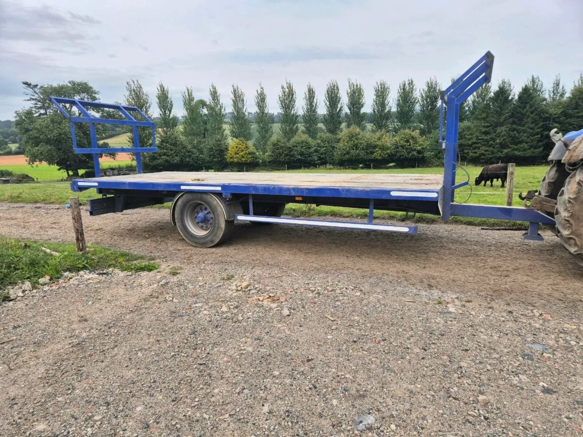 22ft bale trailer - Image 1