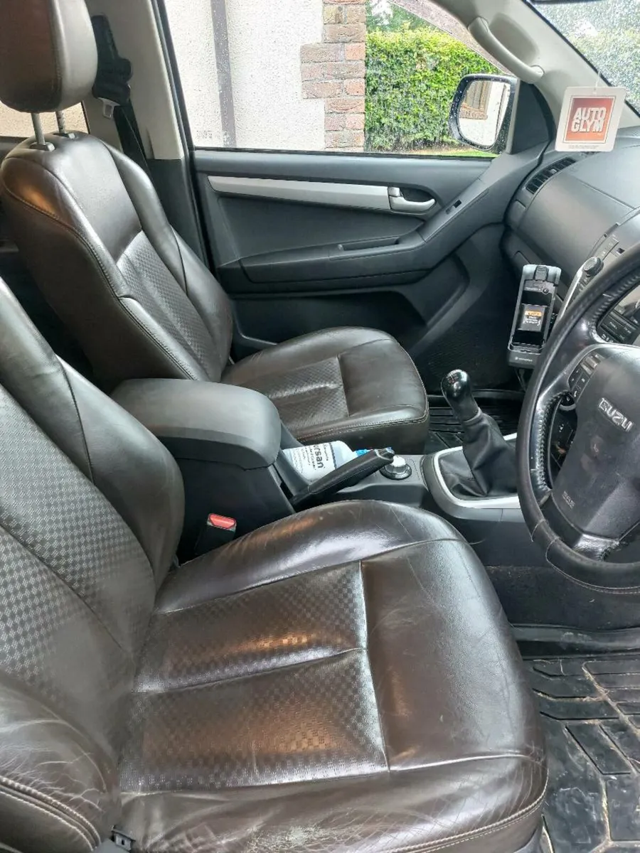 ISUZU Dmax - Image 3