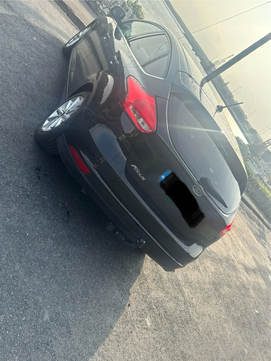 Ford Focus - Image 2