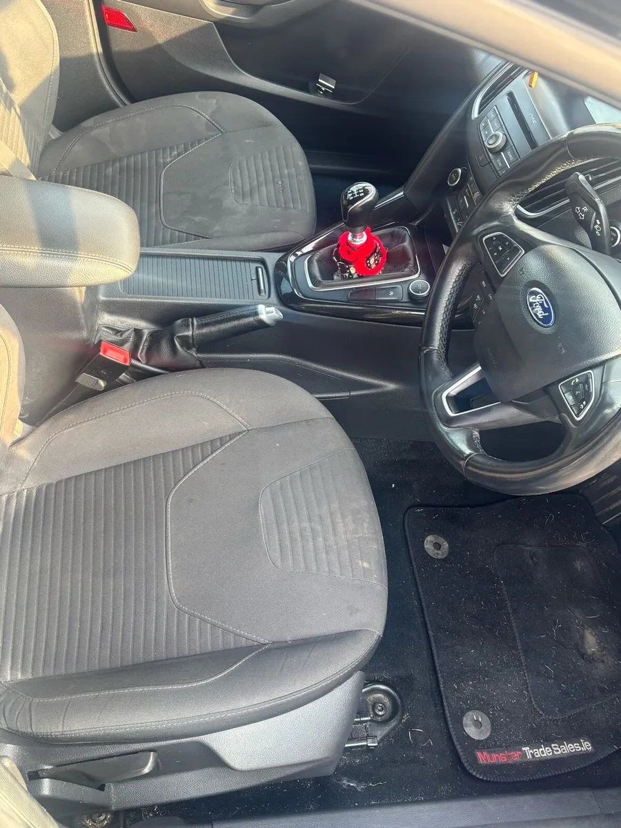 Ford Focus - Image 3