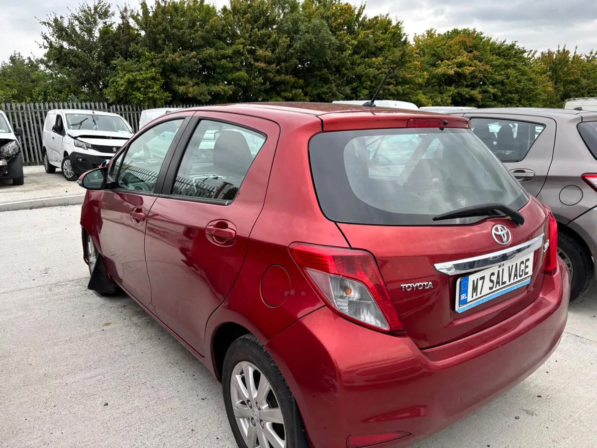 14 Yaris 1.0 SOL Manual Only 50km Drives - Image 4