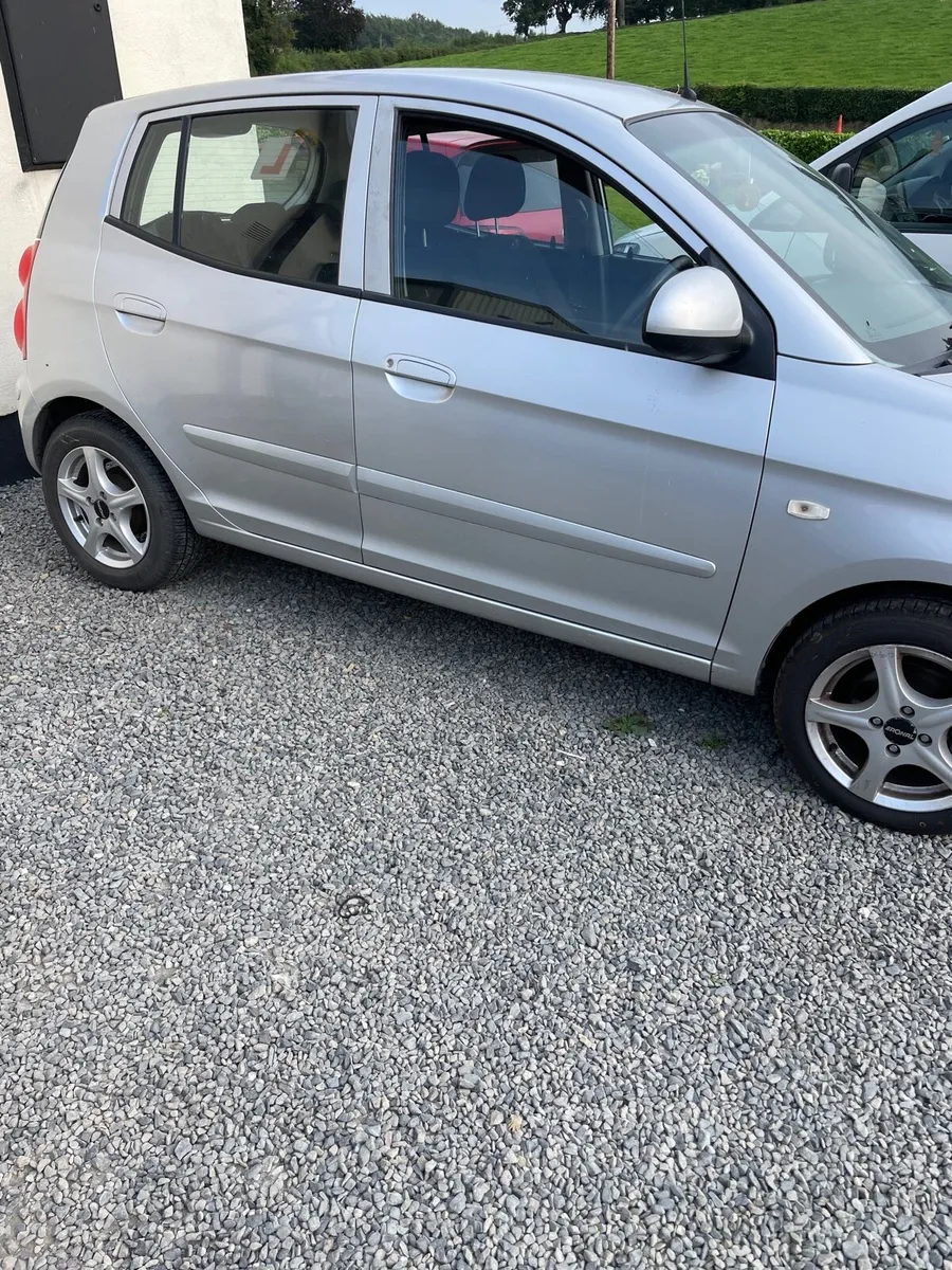 Kia picanto automatic - Image 2