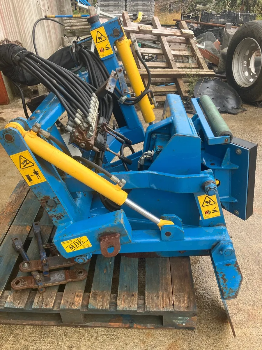 Tree lifter - Image 1