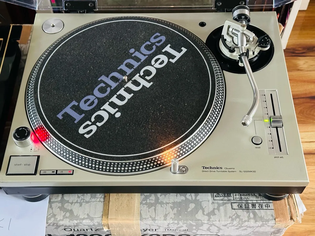 Technics SL1200 set NEW - Image 3