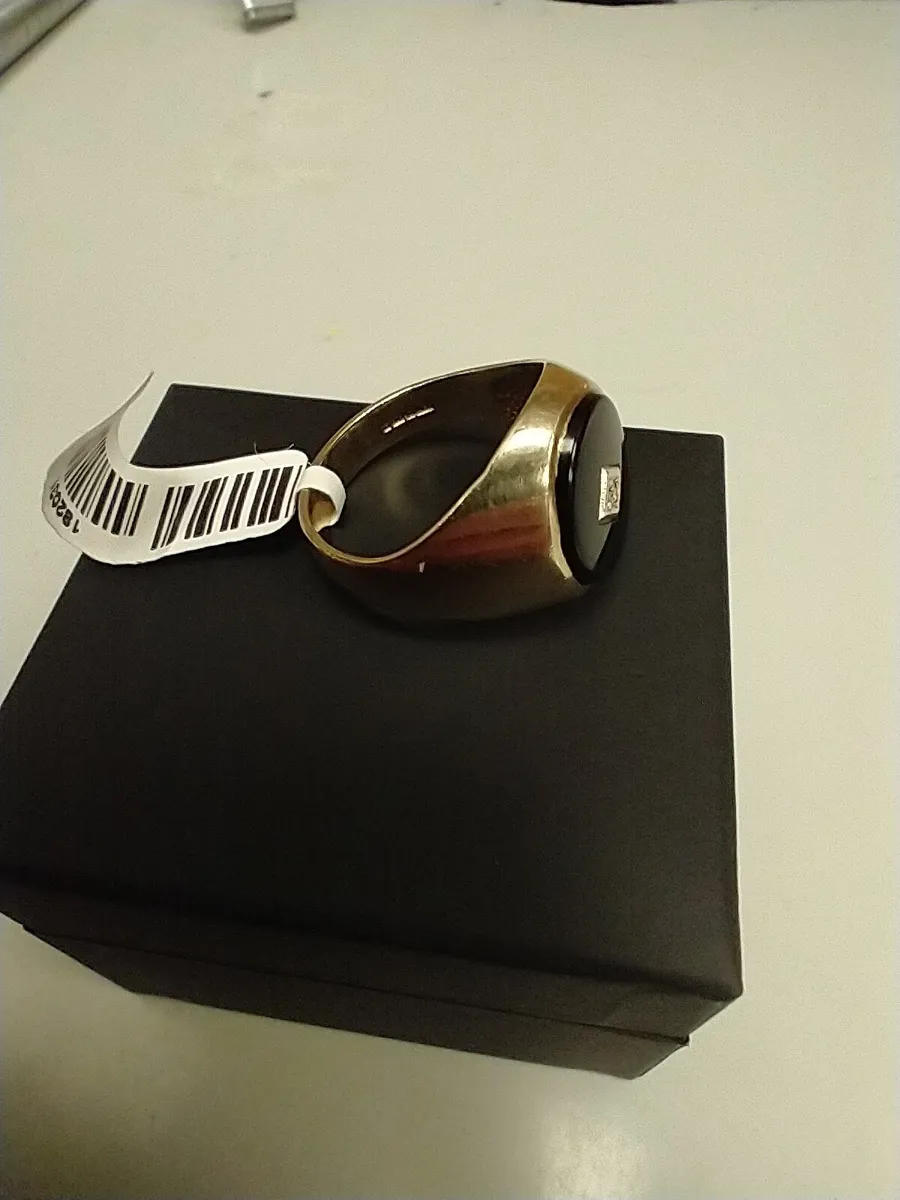 9ct Gold Ring w/ Diamond 9k - Image 3