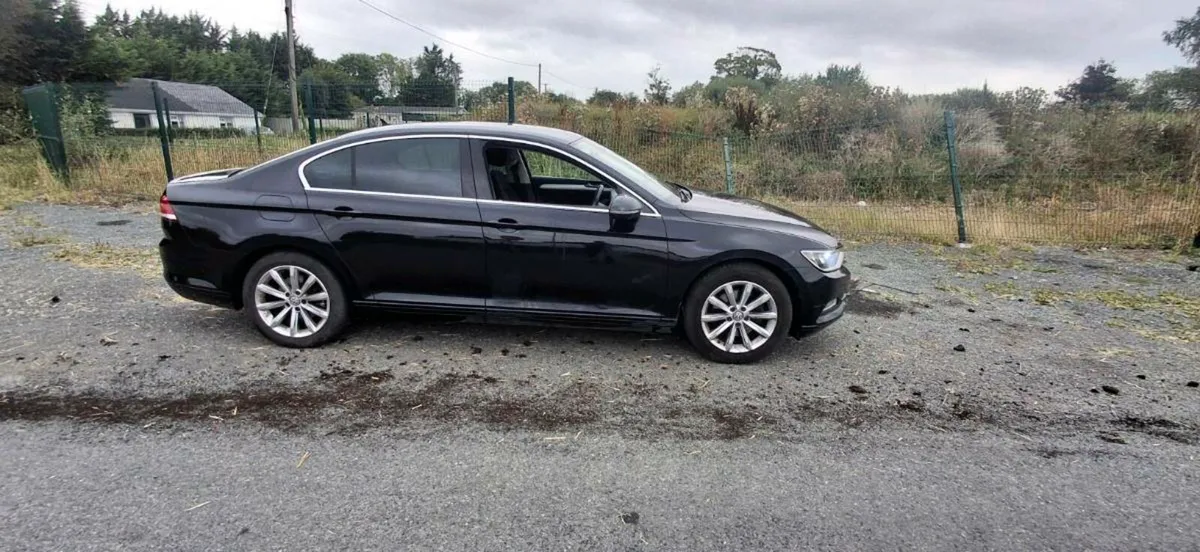2015 passat - Image 3
