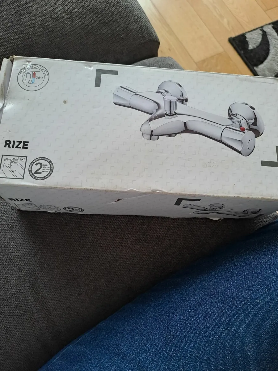 New Rize Chrome Bath Taps - Image 4