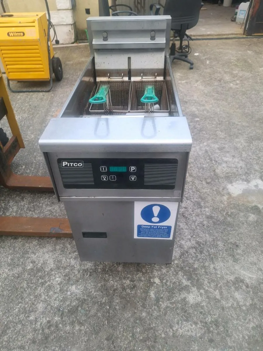 Display fridge &  deepfat full electric - Image 3