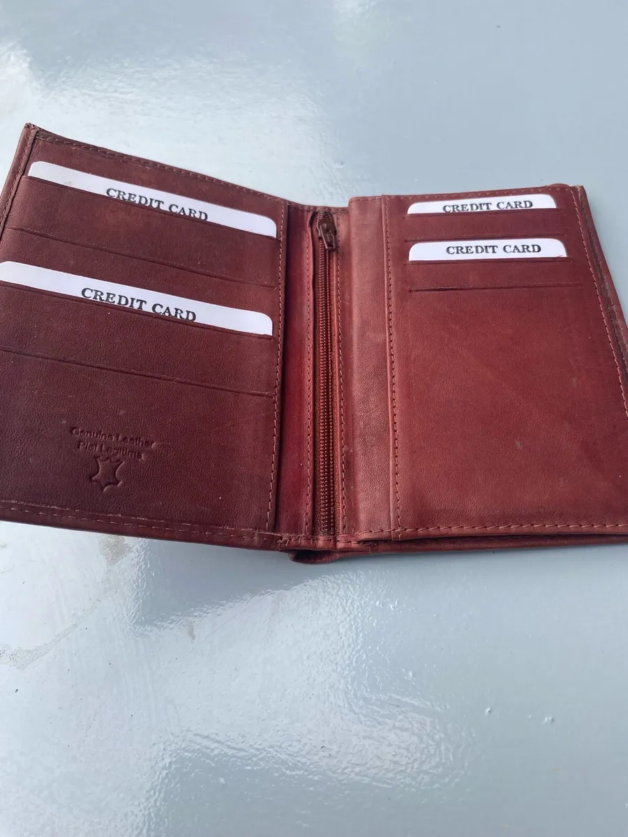 Large luxury Leather Travel Wallet - Image 3