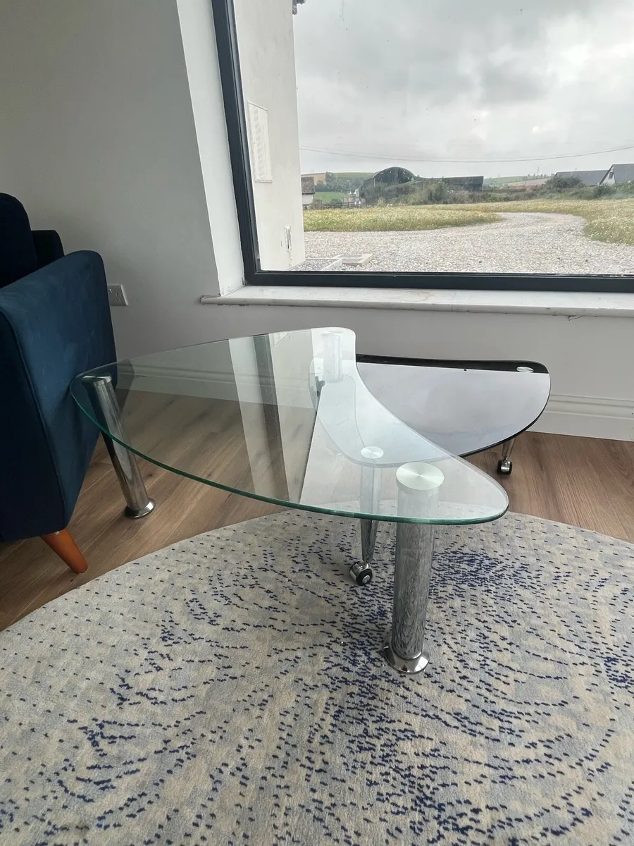 Glass Table - Image 3