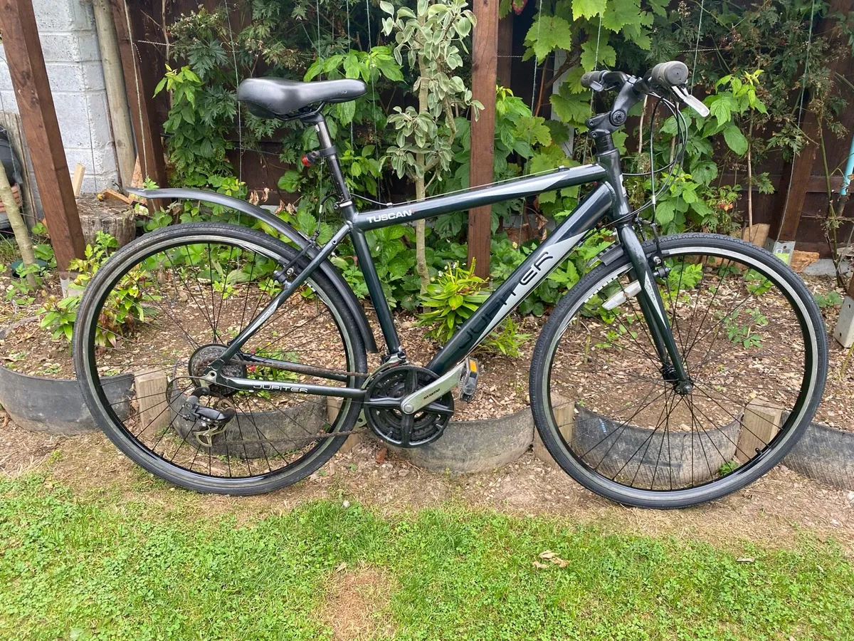 Jupiter tuscan 28 inch wheels 21 speed very - Image 1
