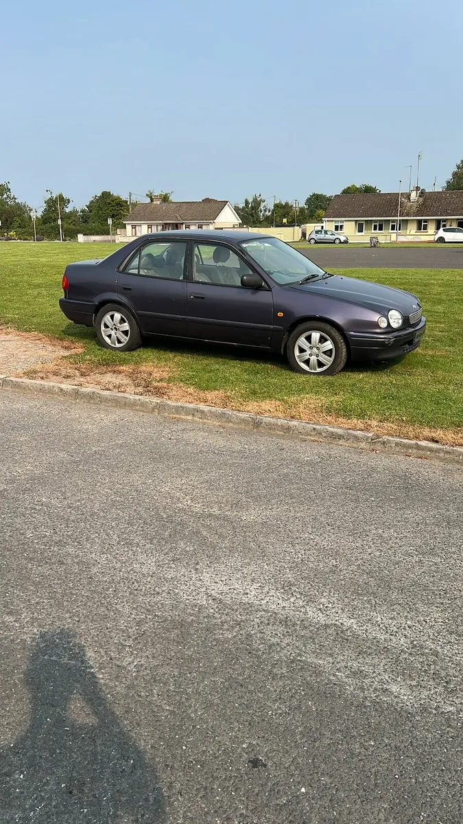 toyota corolla - Image 3