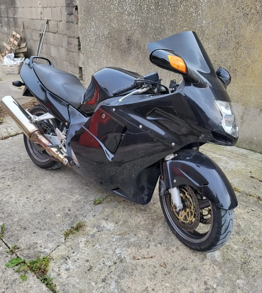 Cbr blackbird 1100 - Image 1