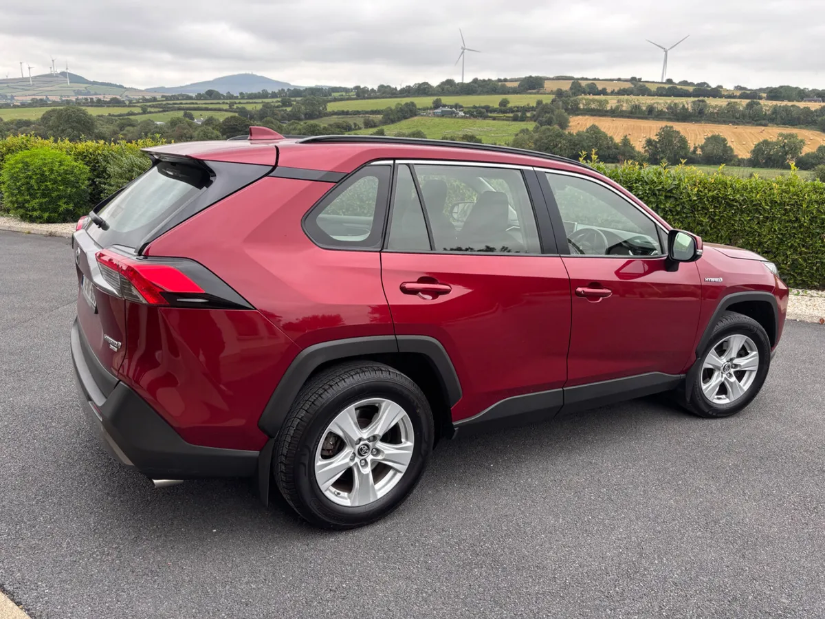 2019 (192)Toyota RAV4 Luna Petrol/Hybrid NCT 07/27 - Image 4