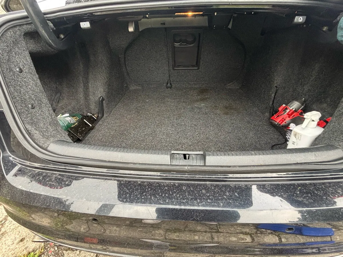 2016 volkswagen jetta - Image 2