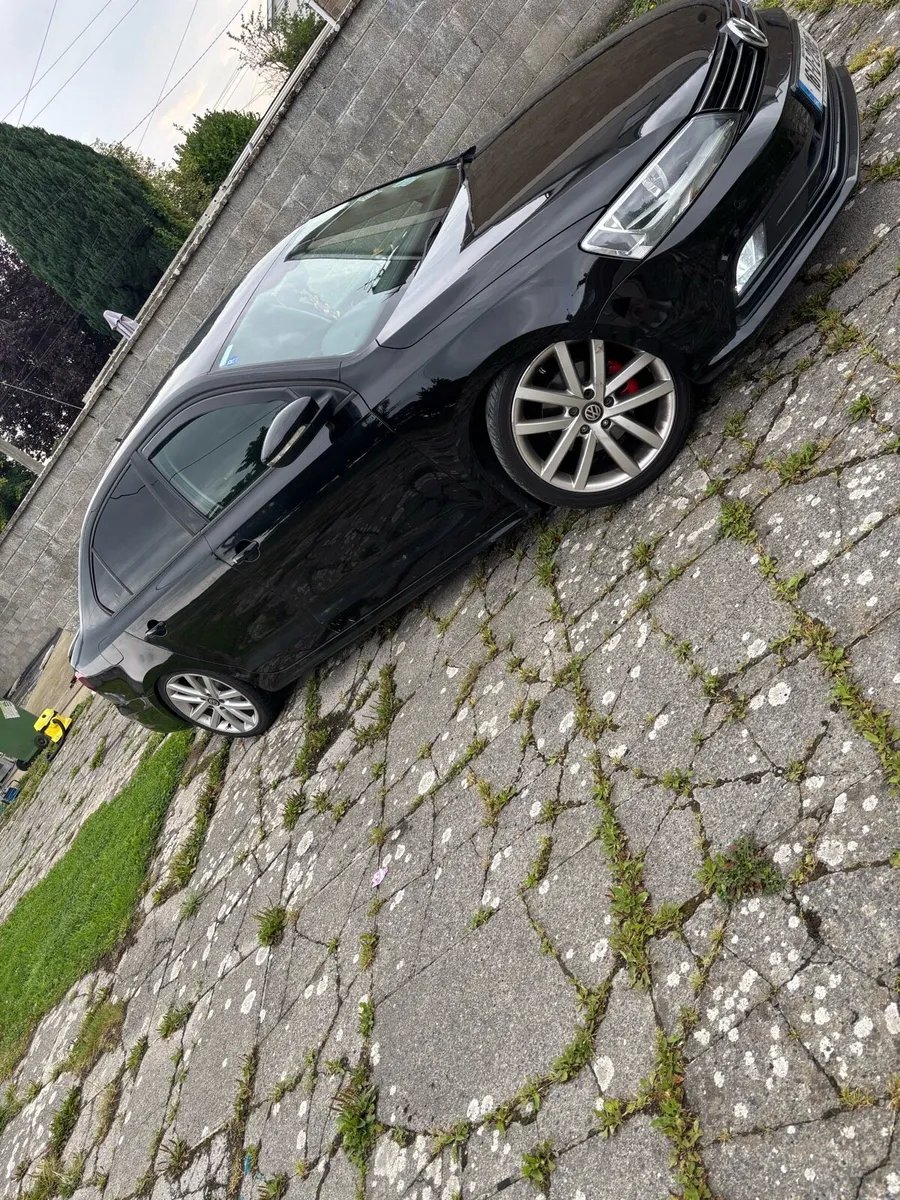 2016 volkswagen jetta - Image 1