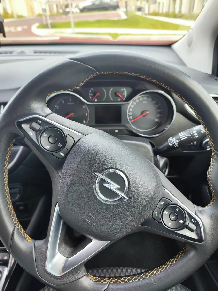 Opel Crossland X 2018 - Image 3