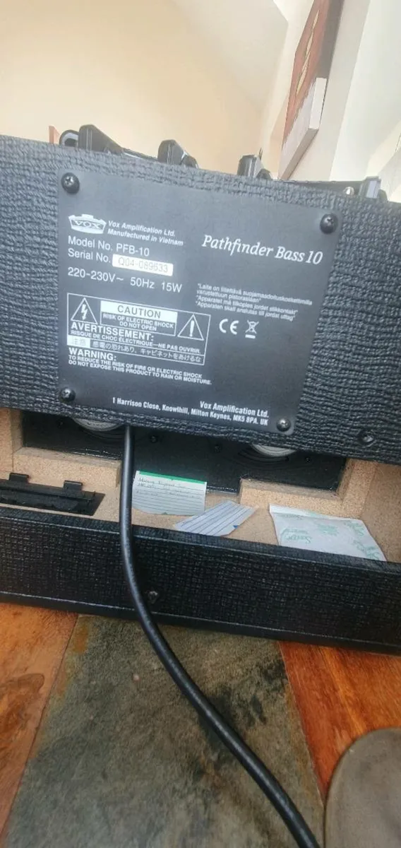 Vox Pathfinder 10 Bass Amp - Image 3