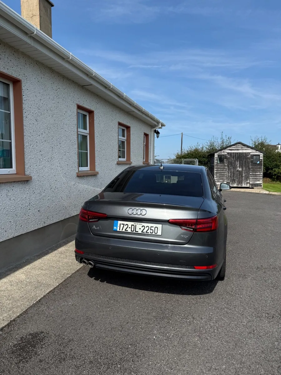 Audi A4 2017 - Image 2