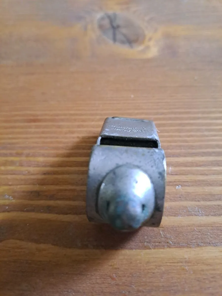 The Acme Thunderer whistle - Image 3