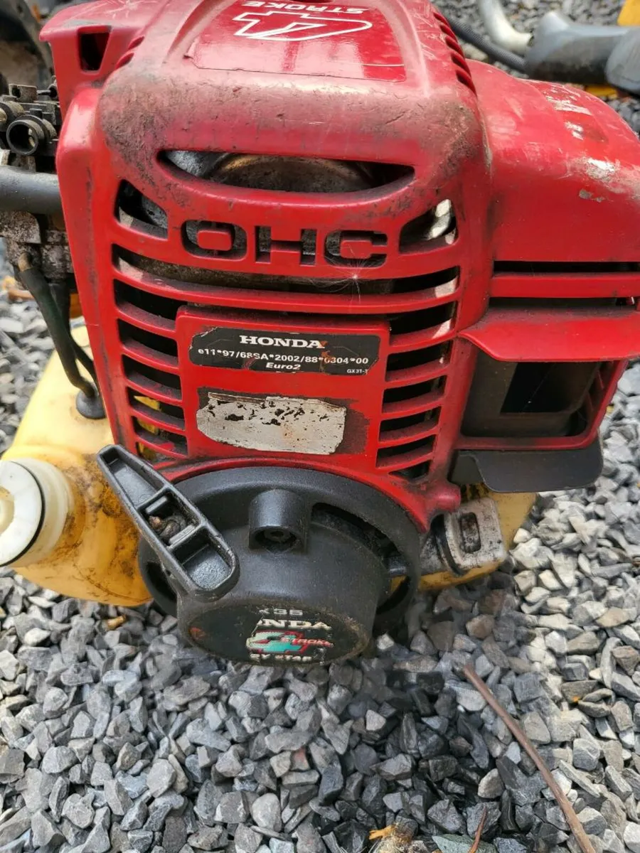HEDGE & GRASS STRIMMERS - Image 4