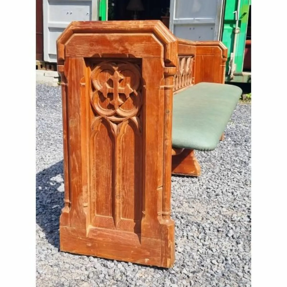 Pugin Pew KAS789 - Image 2