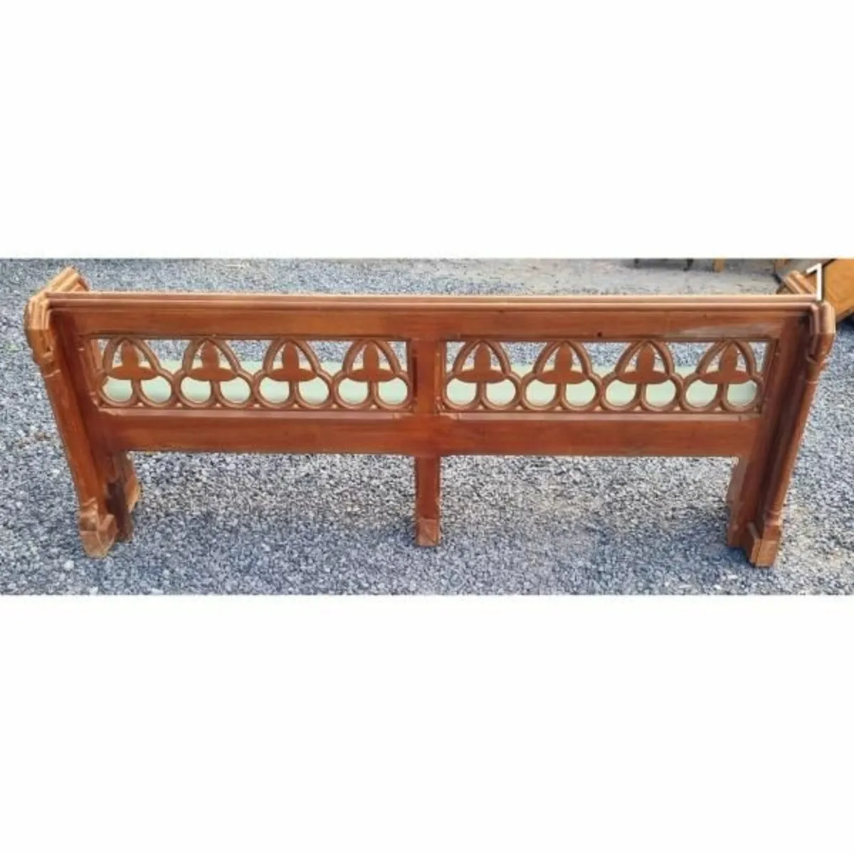 Pugin Pew KAS790 - Image 1