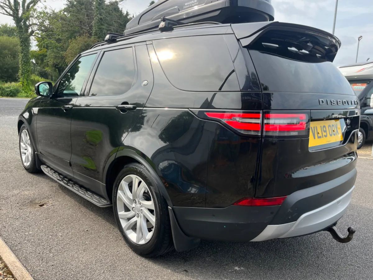 AUG 2019 LANDROVER DISCOVERY 3.0 SDV6 HSE 7 SEATER - Image 4