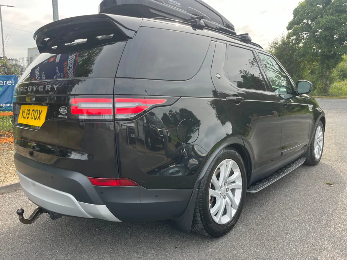 AUG 2019 LANDROVER DISCOVERY 3.0 SDV6 HSE 7 SEATER - Image 3