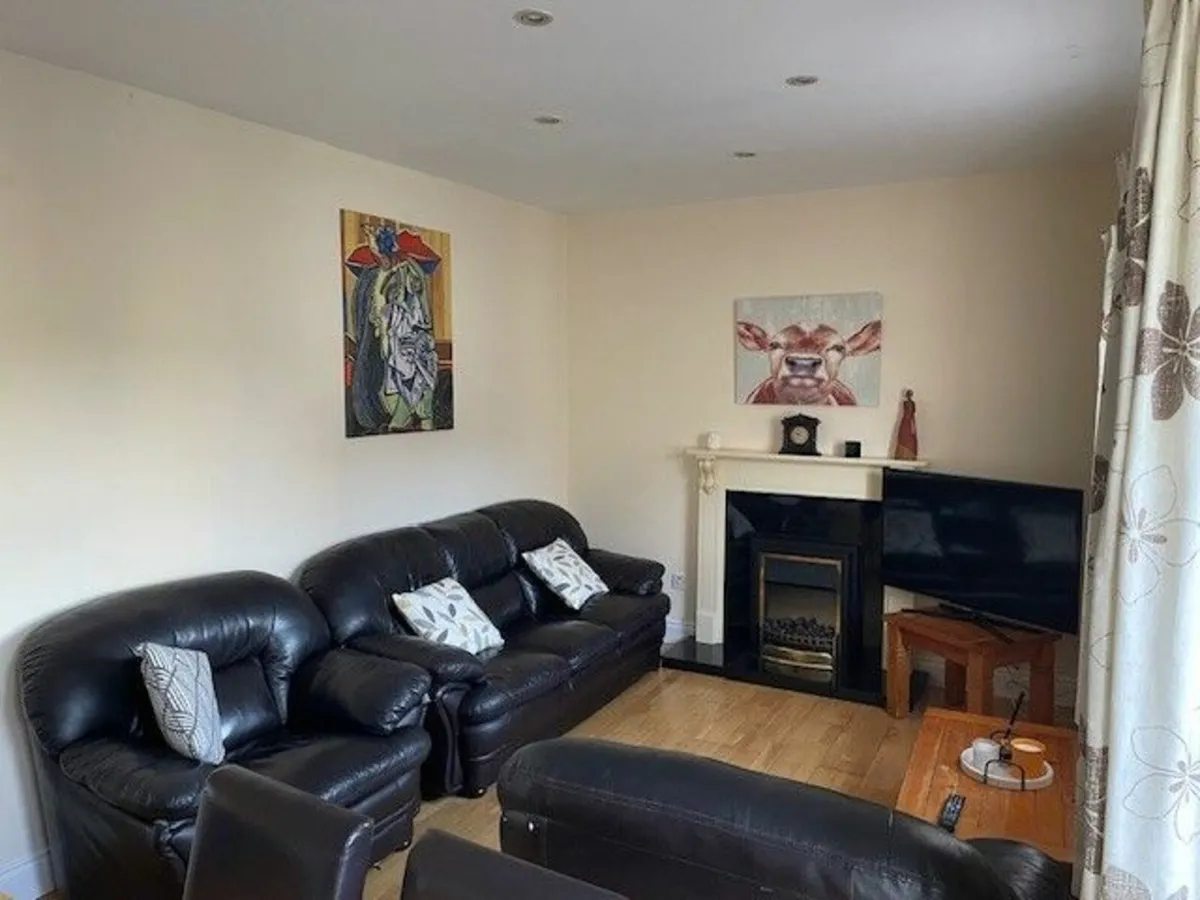 Holiday Rental - Image 4