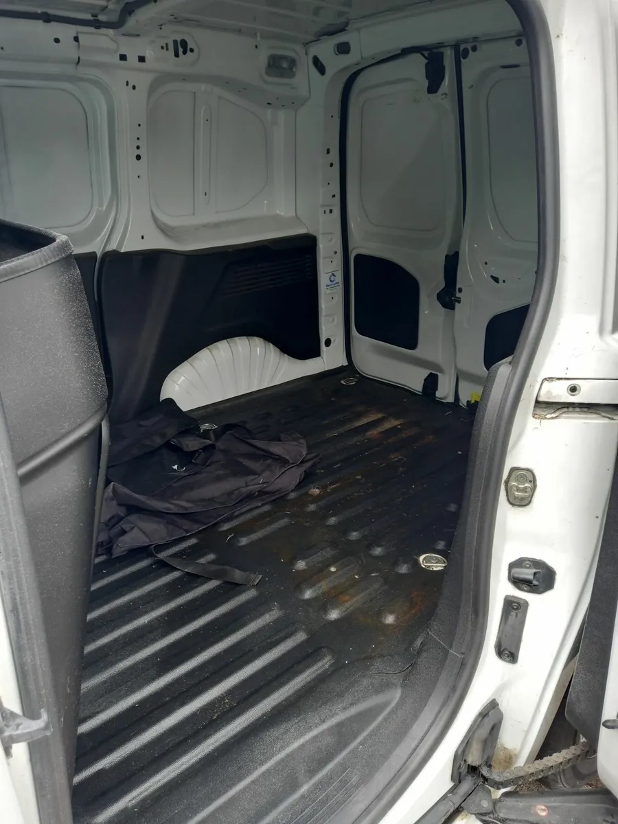 Peugeot Partner 2020 - Image 4
