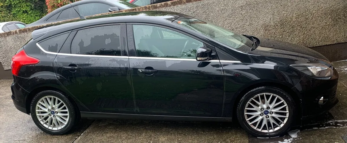 Ford Focus 2013 - Image 3