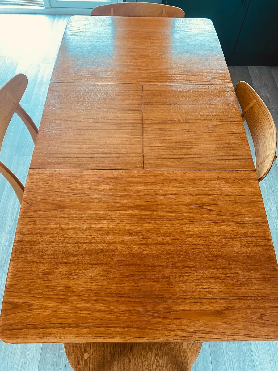Mid Century Extendable Dining Table - Image 4