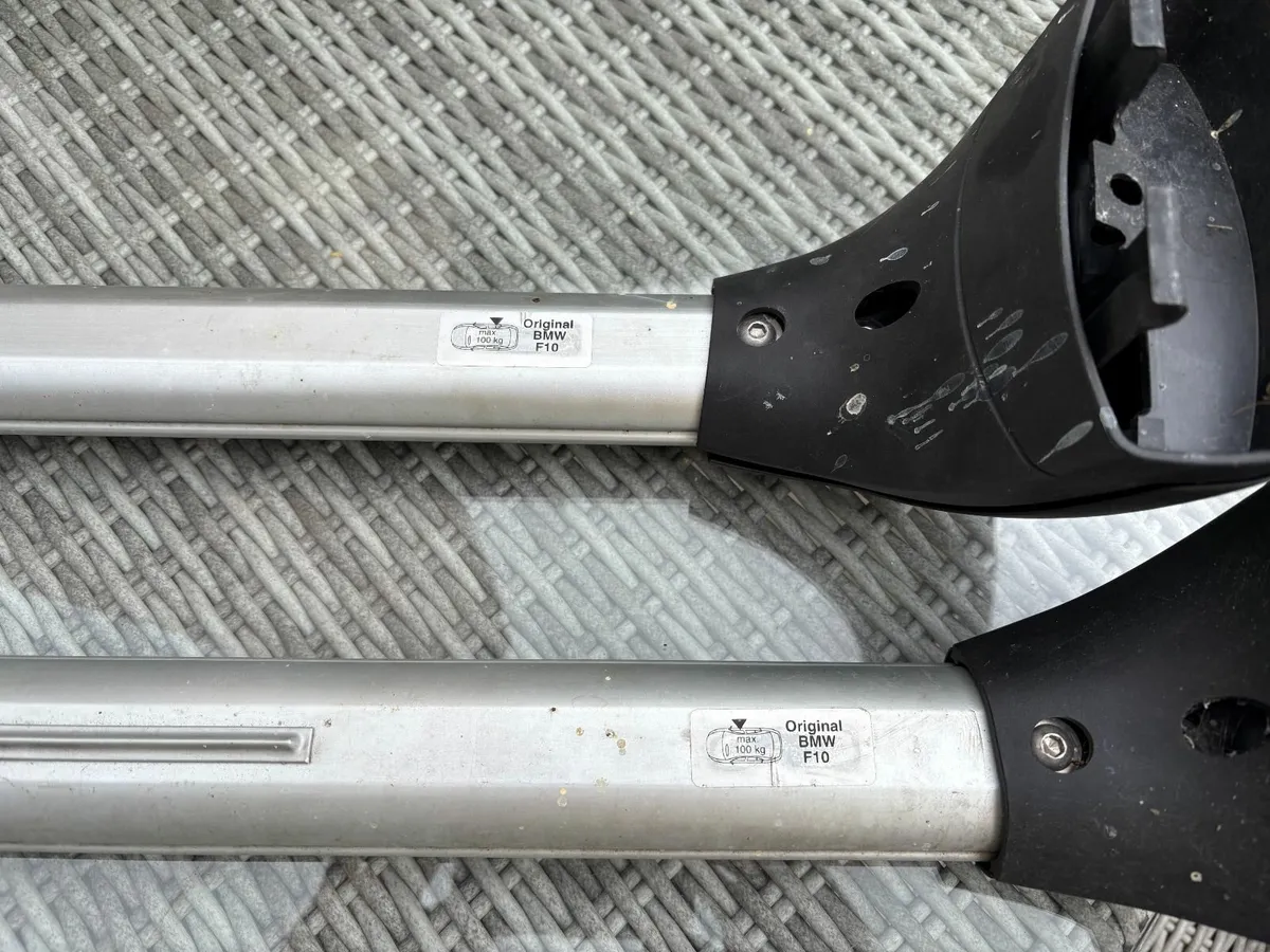 BMW 5 Series Roof Bars - Image 2