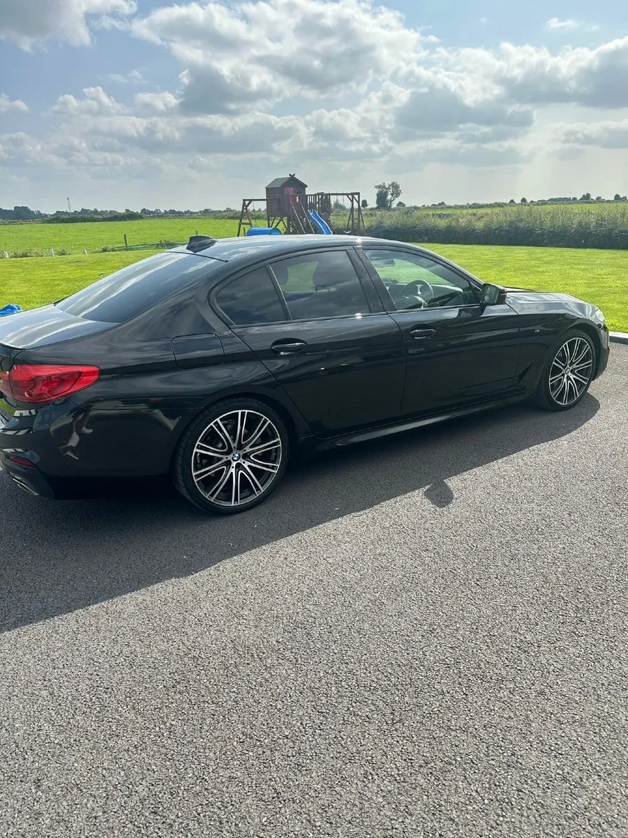 BMW 5-Series 2020 - Image 3