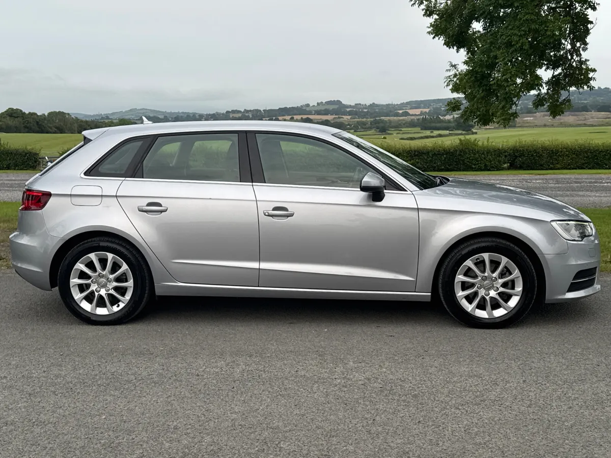 Audi A3 2016 TFSI 1.4 S Tronic S  Auto - Image 3