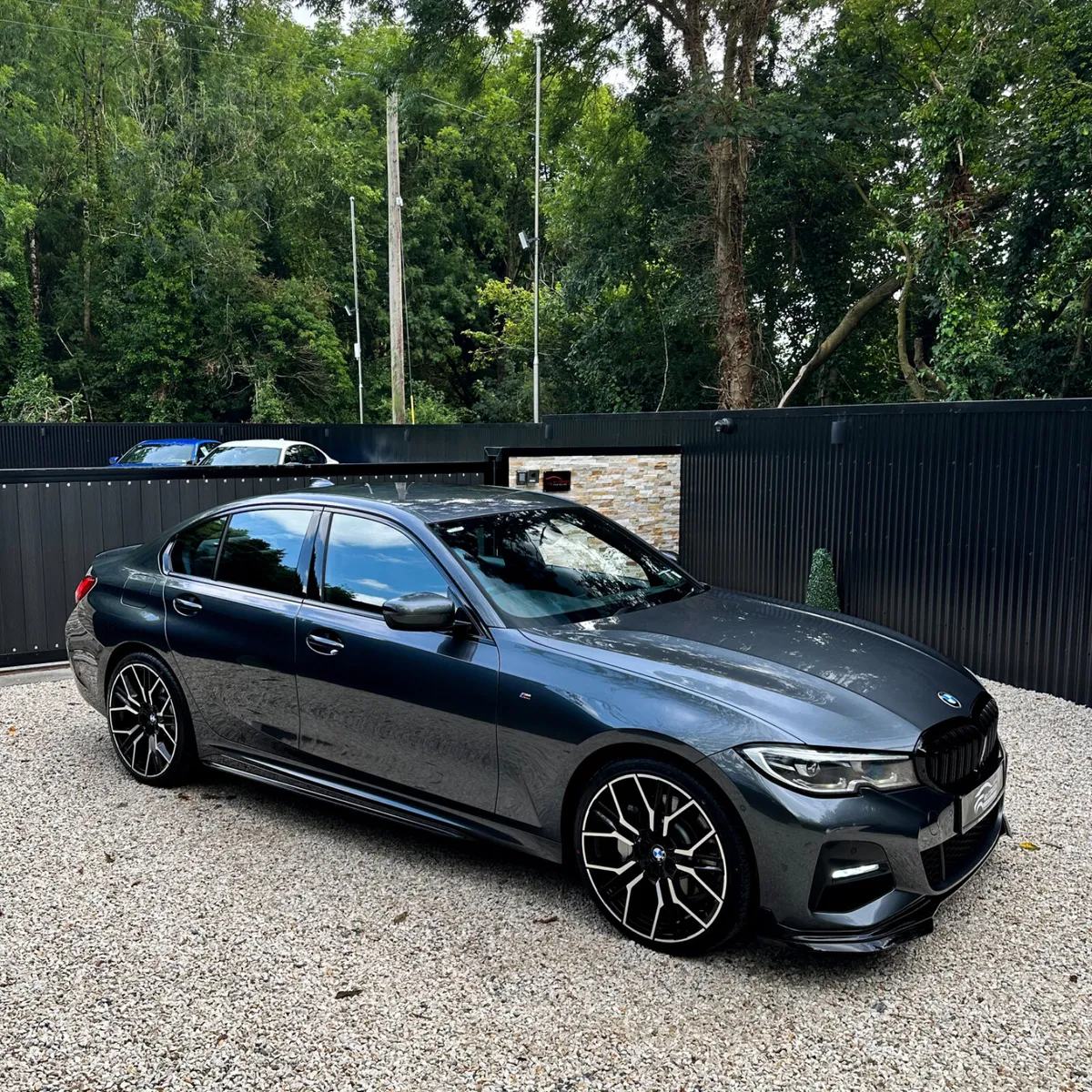 2021 (211)  BMW 330e M-SPORT  X-DRIVE 290B - Image 1